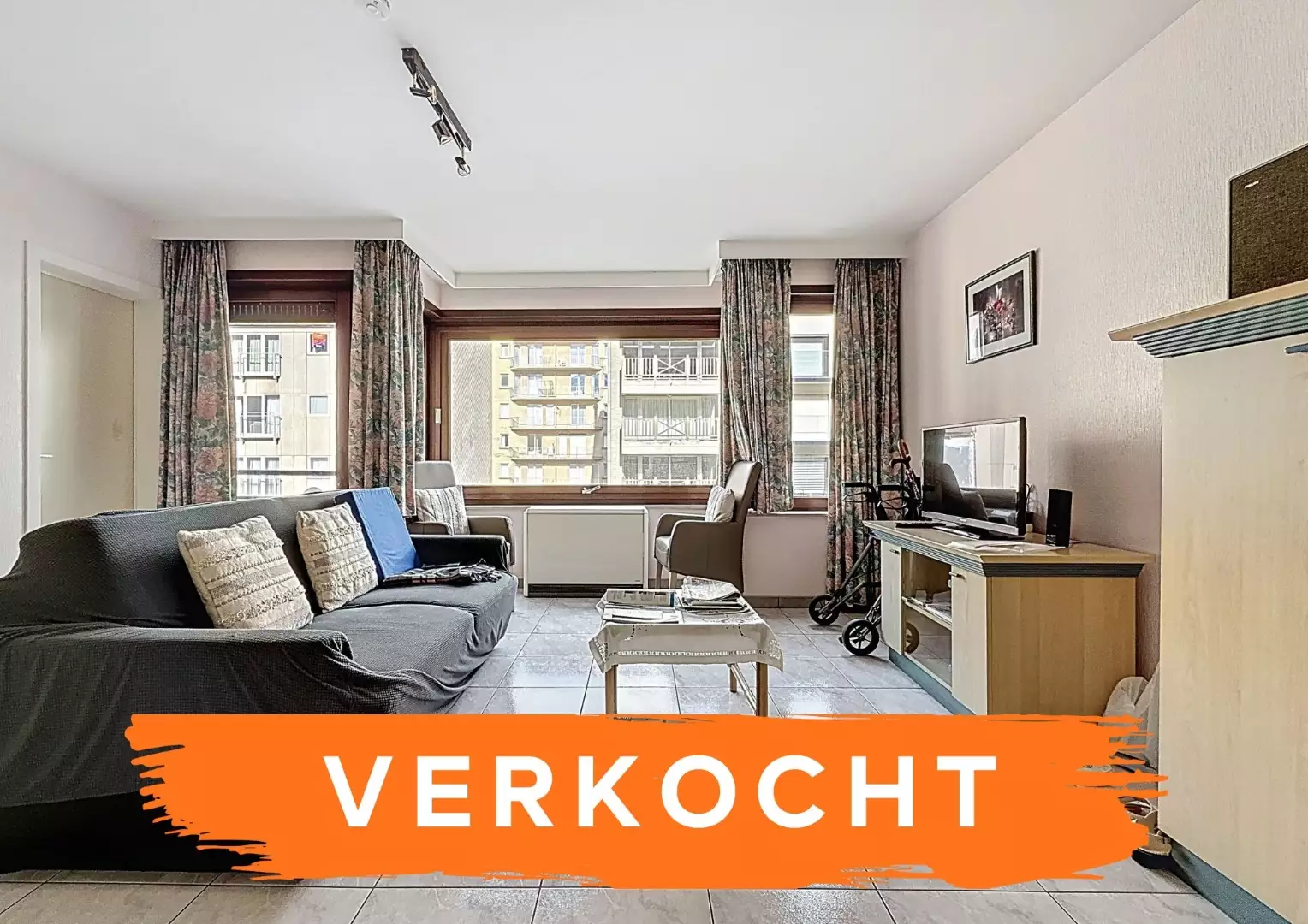 Licht op te frissen appartement op toplocatie in Nieuwpoort-bad