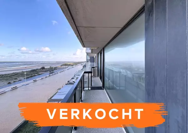 Ruim hoekappartement met zicht op zee