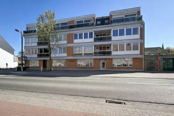 Centraal gelegen dakappartement met 2 slaapkamers in Nieuwpoort-Stad