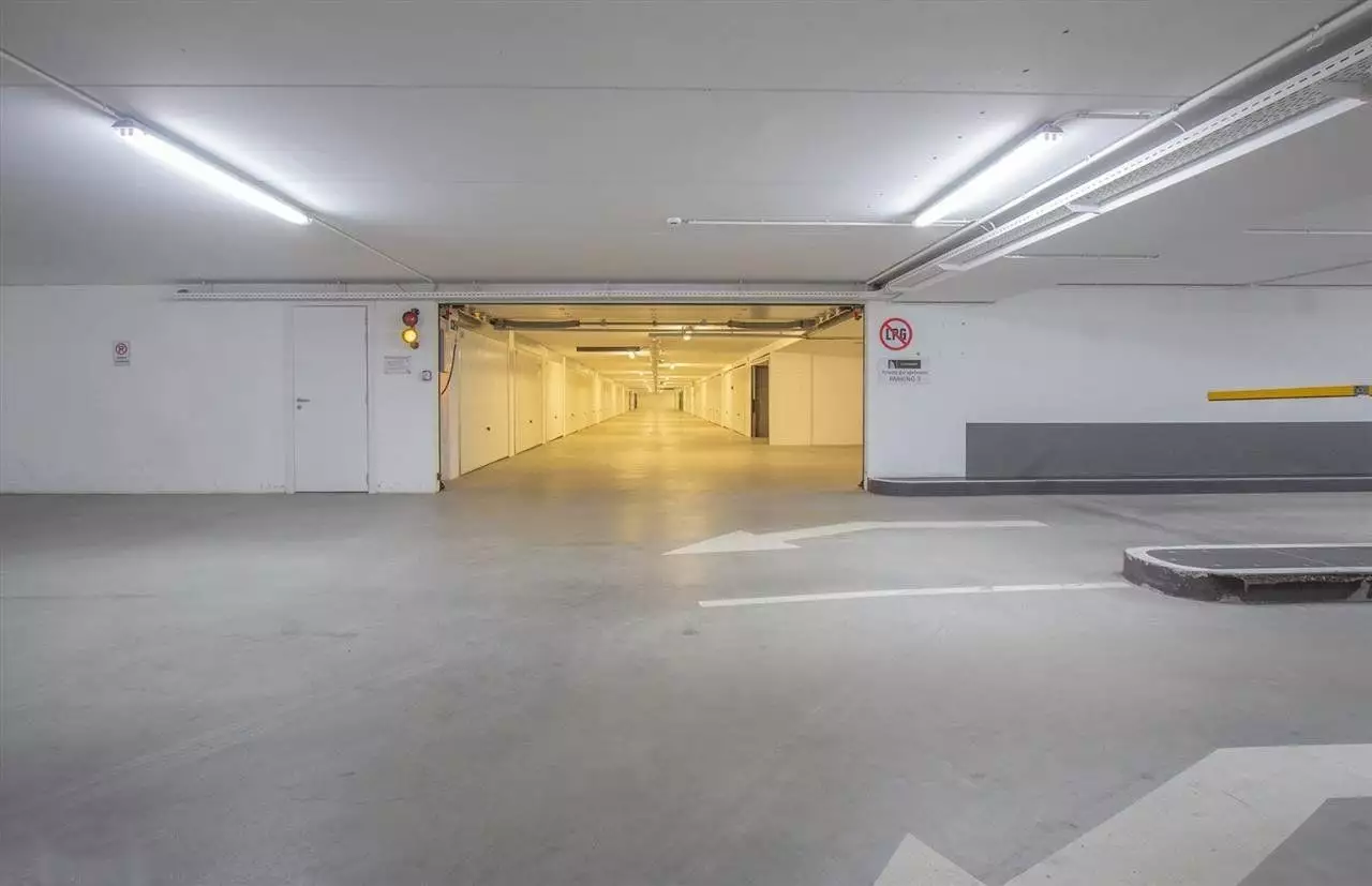 Centraal gelegen garagebox vlakbij de zee te Nieuwpoort