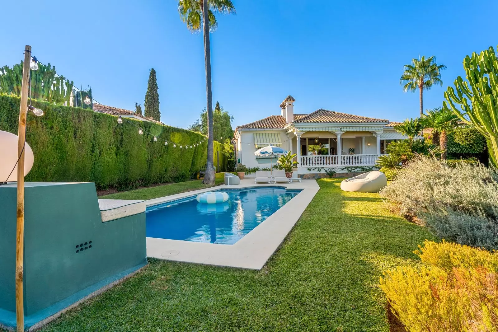 Villa exclusive avec vue sur la mer et la montagne à Benahavís (Malaga)