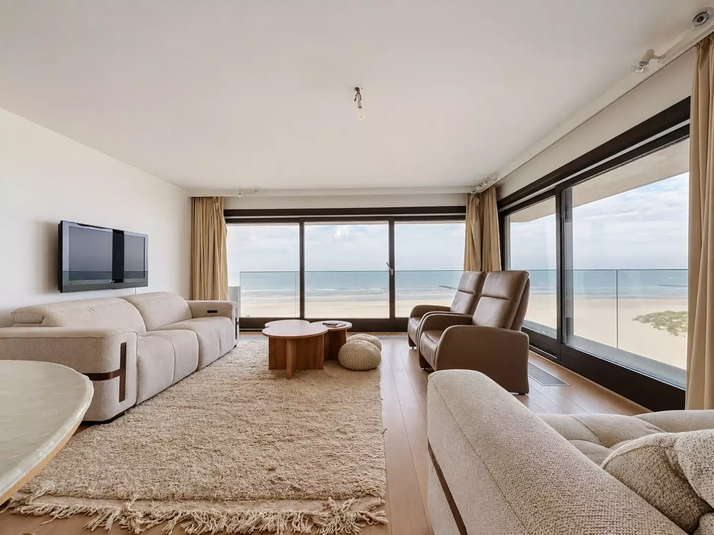 Appartement d'angle unique avec vue sur la mer à Nieuport